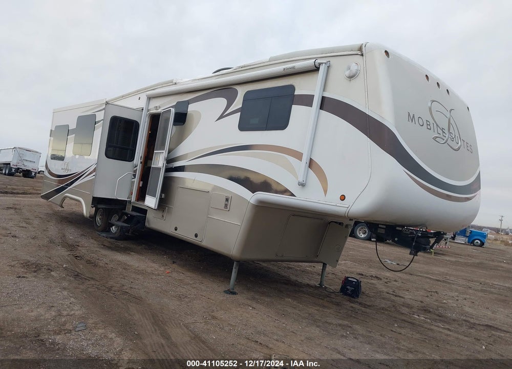 2010 DRV MOBILE SUITES FIFTH VIN: 5KEFA3625A1005273