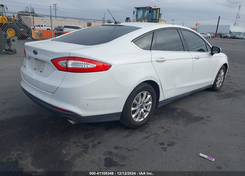 2015 FORD FUSION S VIN: 3FA6P0G78FR257785