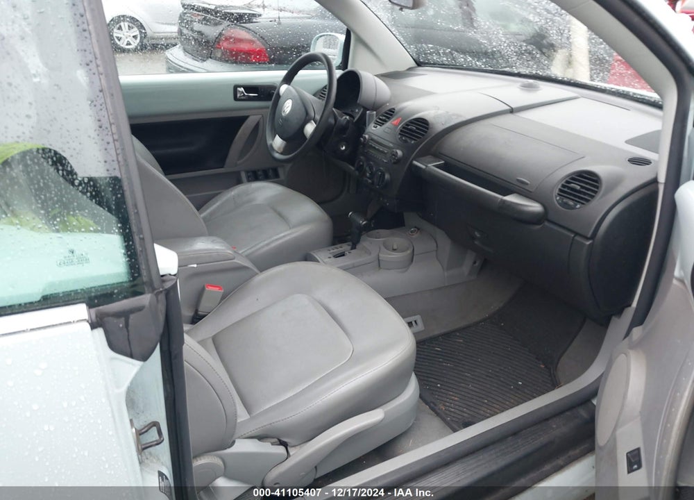 2005 VOLKSWAGEN NEW BEETLE GLS 1.8T VIN: 3VWCD31Y85M308106