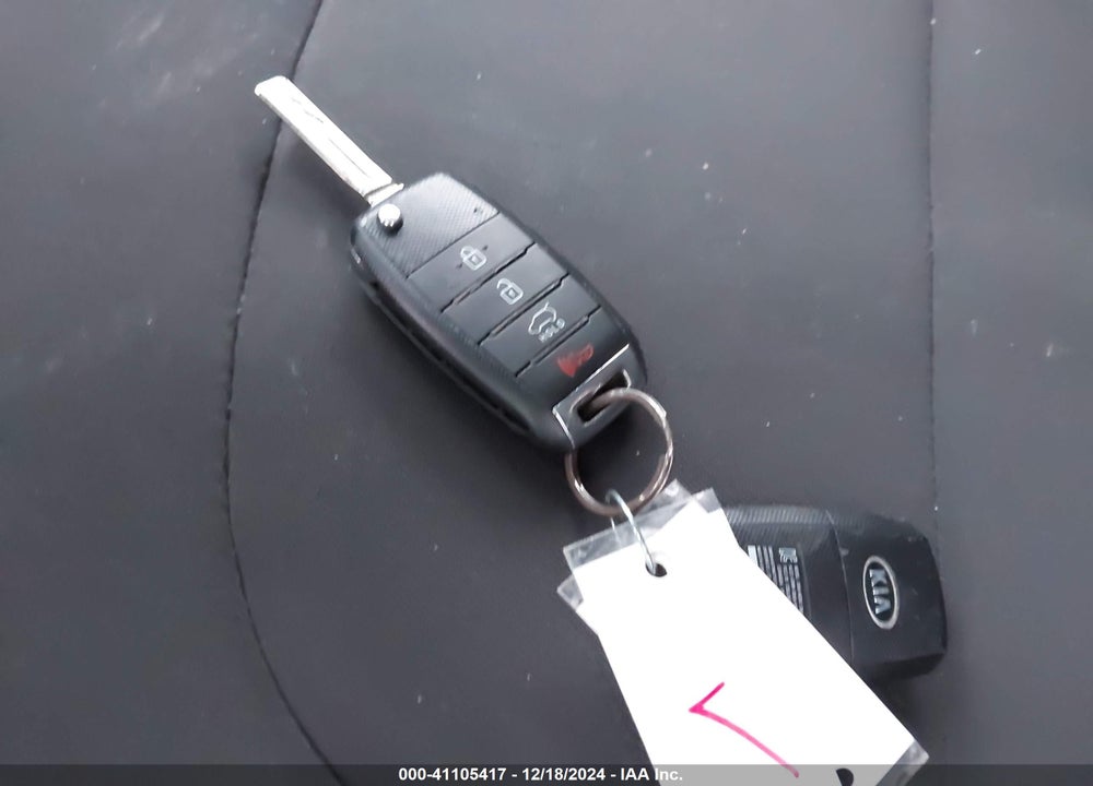 2016 KIA SOUL VIN: KNDJN2A21G7303419