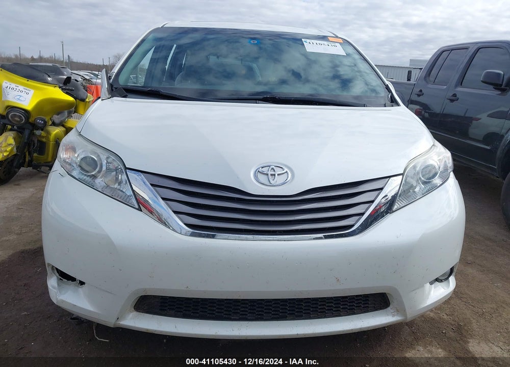 2016 TOYOTA SIENNA XLE PREMIUM 8 PASSENGER VIN: 5TDYK3DC8GS738204