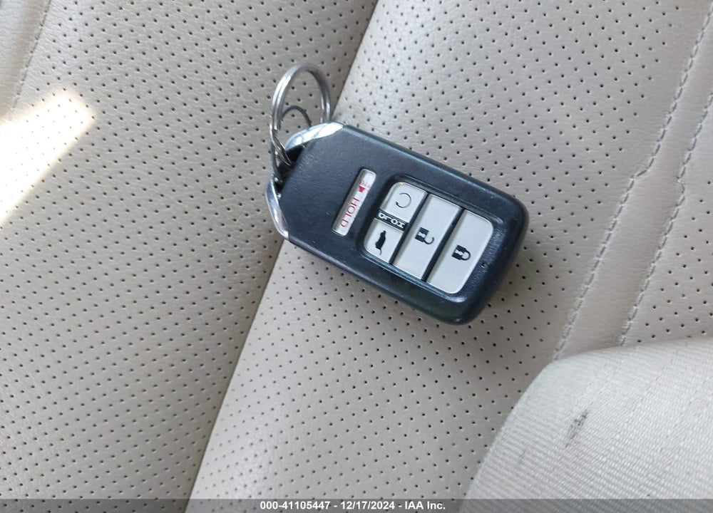 2019 HONDA CR-V EX-L VIN: 2HKRW1H82KH506473