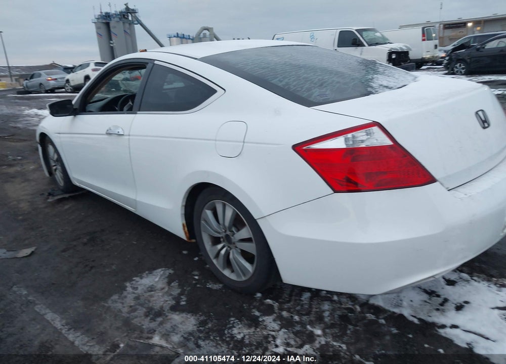 2009 HONDA ACCORD VIN: 1HGCS11309A010283