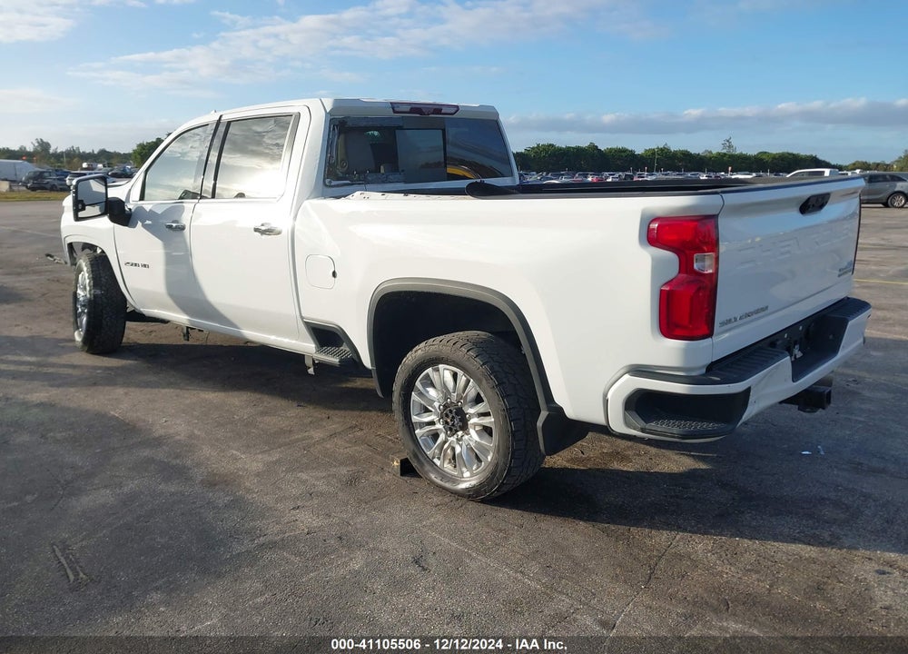 2022 CHEVROLET SILVERADO 2500HD 4WD STANDARD BED HIGH COUNTRY VIN: 1GC4YREY5NF267765