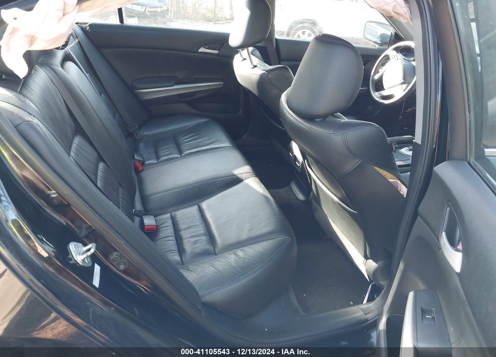 2010 HONDA ACCORD 2.4 EX-L VIN: 1HGCP2F8XAA093463