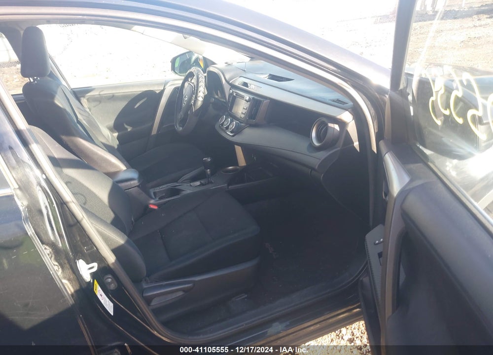 2015 TOYOTA RAV4 LE VIN: 2T3BFREV9FW398541