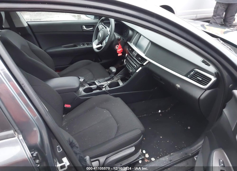 2020 KIA OPTIMA VIN: 5XXGT4L34LG444911