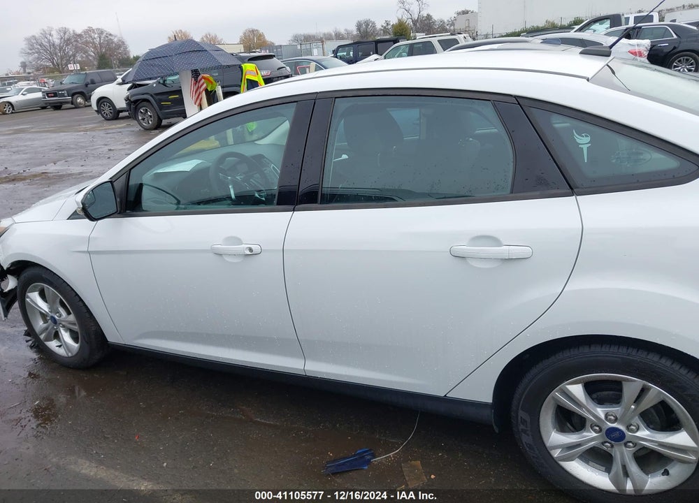 2014 FORD FOCUS SE VIN: 1FADP3F21EL107075