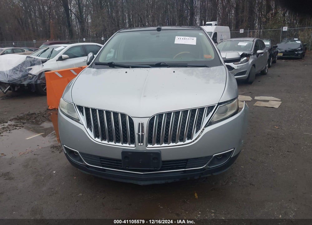 2011 LINCOLN MKX VIN: 2LMDJ8JK7BBJ30081