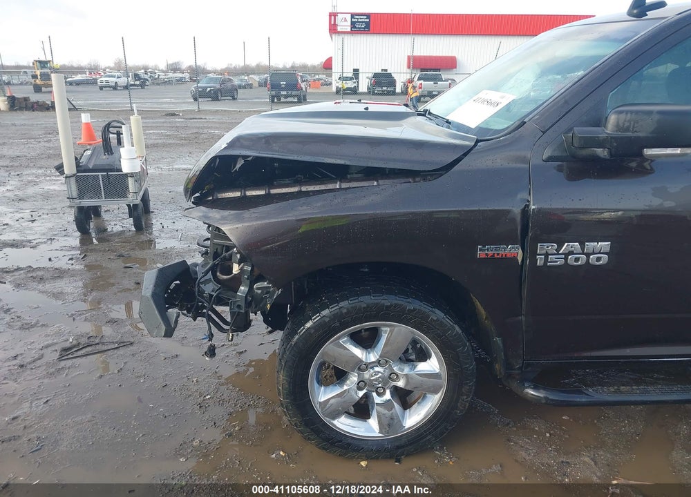 2016 RAM 1500 VIN: 3C6RR7LT8GG301737
