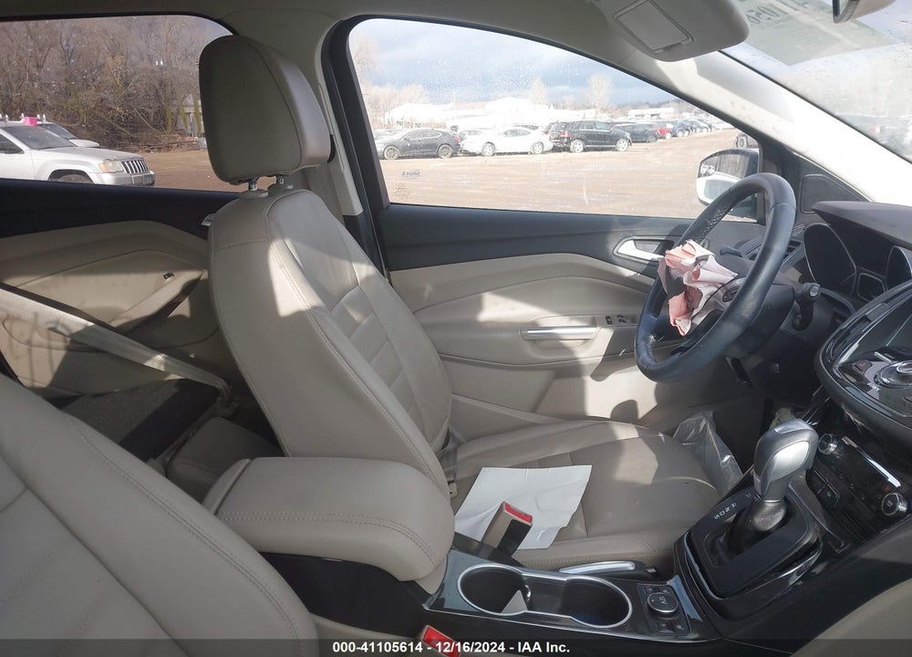 2016 FORD ESCAPE TITANIUM VIN: 1FMCU9J9XGUC88563