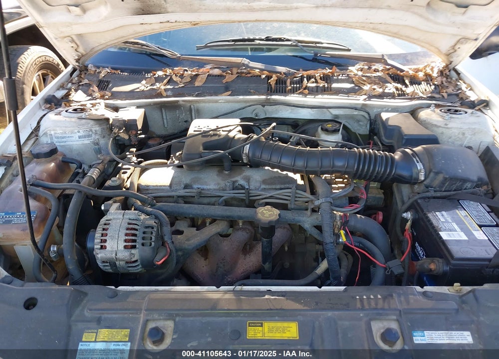 2000 CHEVROLET CAVALIER VIN: 1G1JC5241Y7374928