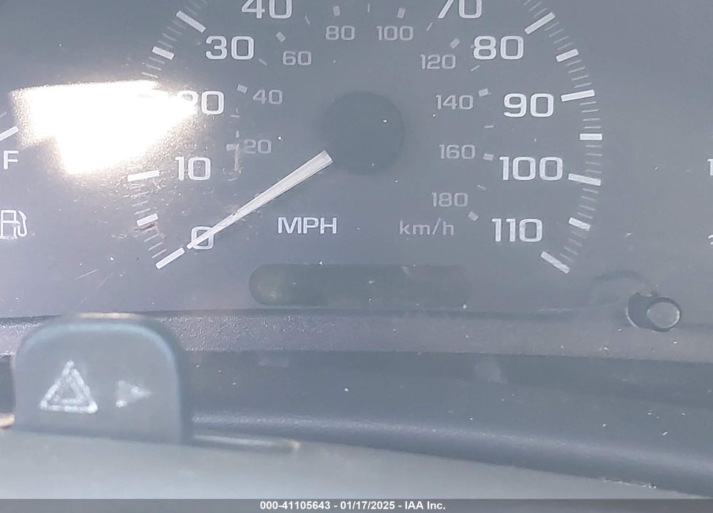 2000 CHEVROLET CAVALIER VIN: 1G1JC5241Y7374928