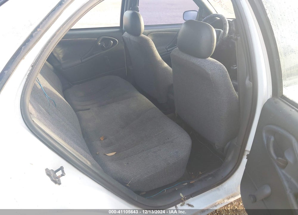 2000 CHEVROLET CAVALIER VIN: 1G1JC5241Y7374928