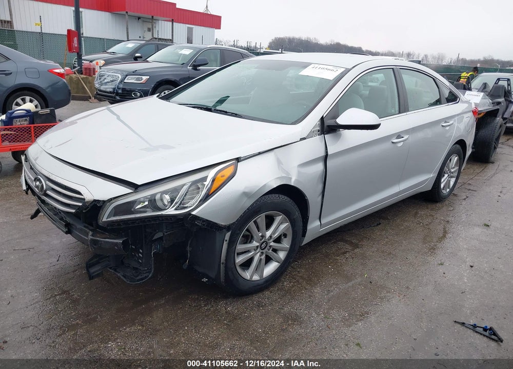 2015 HYUNDAI SONATA SE VIN: 5NPE24AF0FH086867