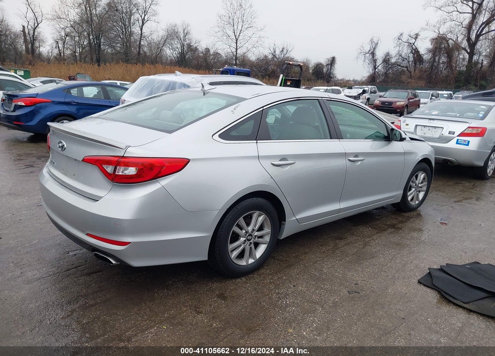 2015 HYUNDAI SONATA SE VIN: 5NPE24AF0FH086867