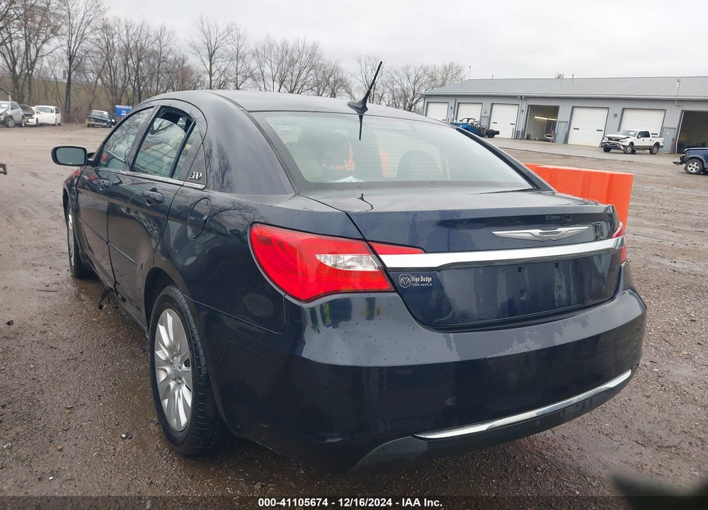 2011 CHRYSLER 200 LX VIN: 1C3BC4FB5BN559943