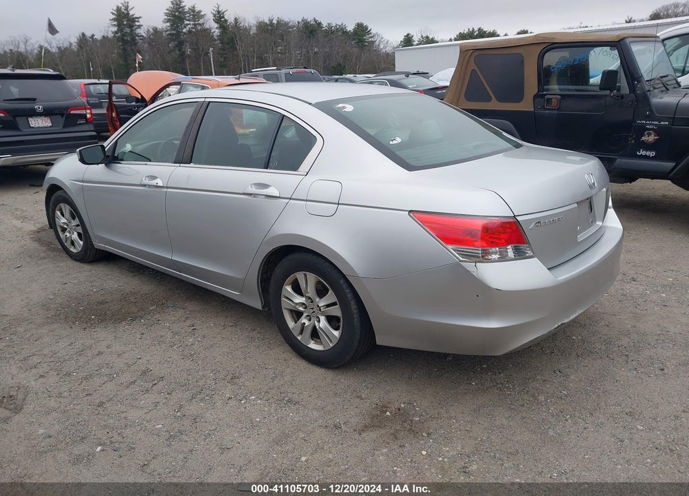 2010 HONDA ACCORD 2.4 LX-P VIN: 1HGCP2F45AA113888