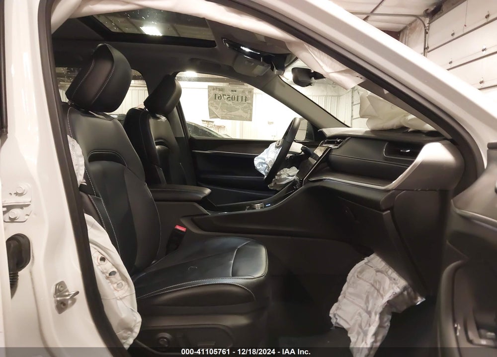 2024 JEEP GRAND CHEROKEE LIMITED 4X4 VIN: 1C4RJHBG1RC715670