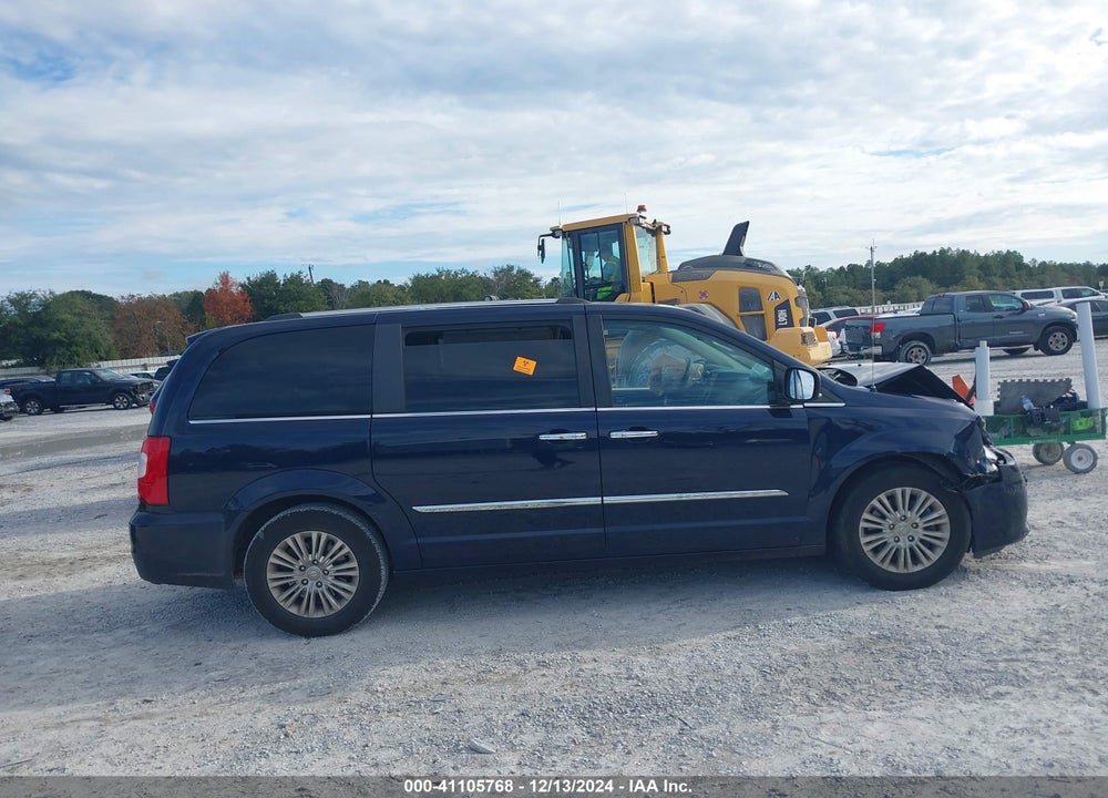 2016 CHRYSLER TOWN & COUNTRY LIMITED VIN: 2C4RC1JG1GR232977