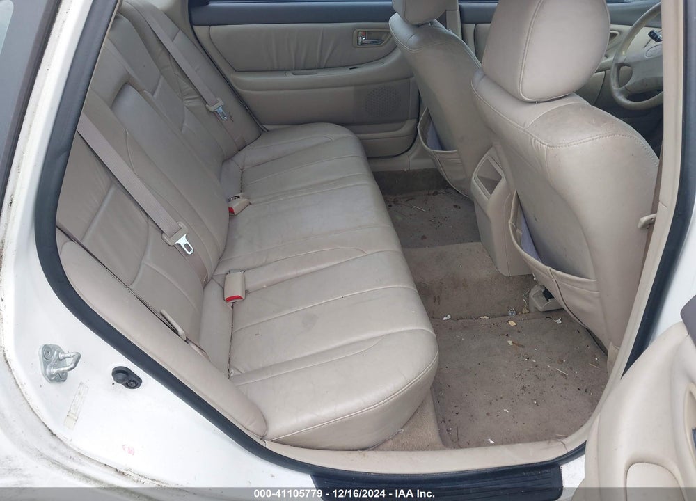 2001 TOYOTA AVALON XL VIN: 4T1BF28B81U152459