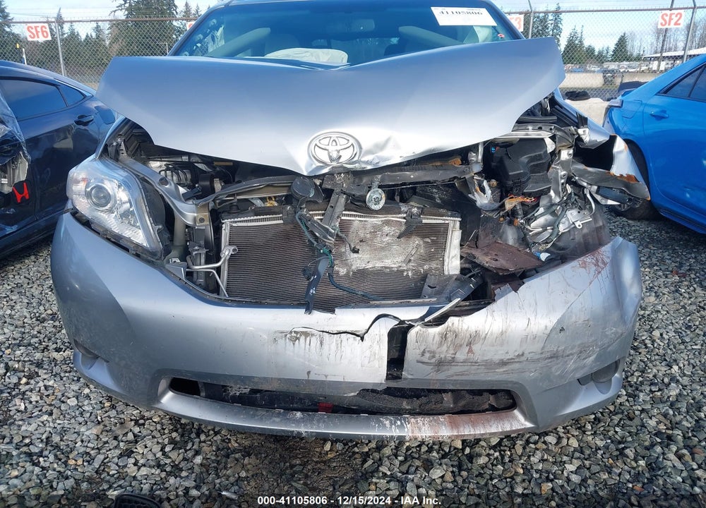 2015 TOYOTA SIENNA LE 8 PASSENGER VIN: 5TDKK3DC9FS592674