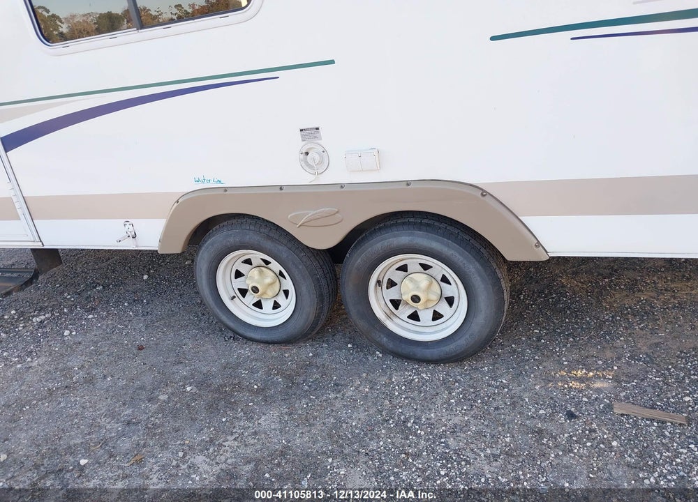 2004 R-VISION TRAIL CRUISER TRAVEL TRAILER VIN: 4WYT02L2841702157