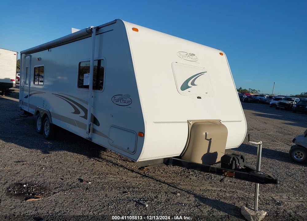 2004 R-VISION TRAIL CRUISER TRAVEL TRAILER VIN: 4WYT02L2841702157