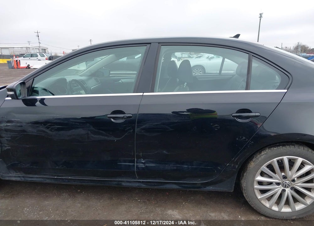 2015 VOLKSWAGEN JETTA 1.8T SE VIN: 3VWD07AJXFM262645