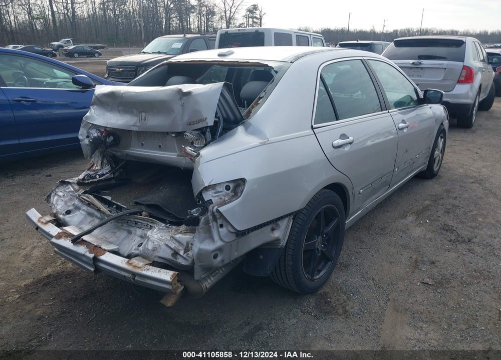 2005 HONDA ACCORD 2.4 EX VIN: 1HGCM56755A038099
