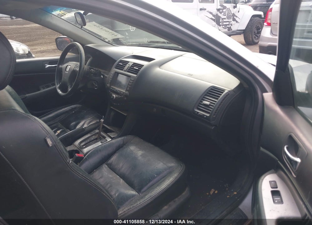 2005 HONDA ACCORD 2.4 EX VIN: 1HGCM56755A038099