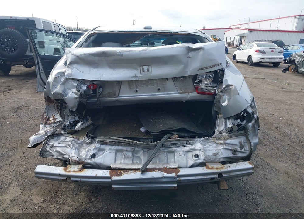 2005 HONDA ACCORD 2.4 EX VIN: 1HGCM56755A038099