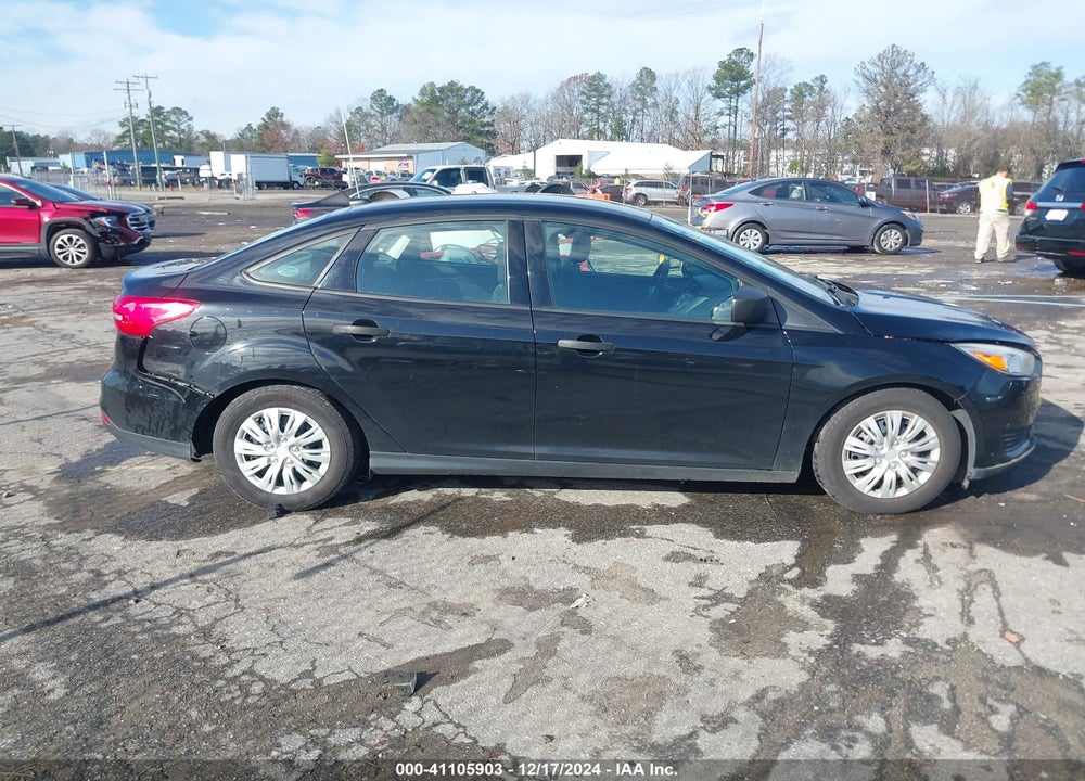 2016 FORD FOCUS S VIN: 1FADP3E25GL402619