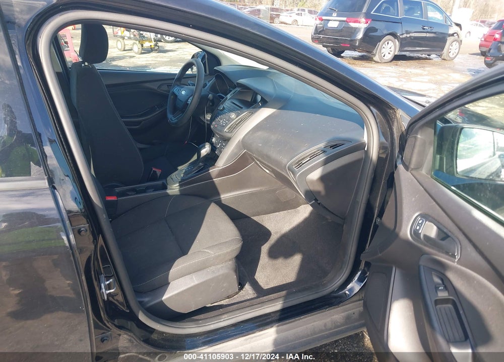 2016 FORD FOCUS S VIN: 1FADP3E25GL402619