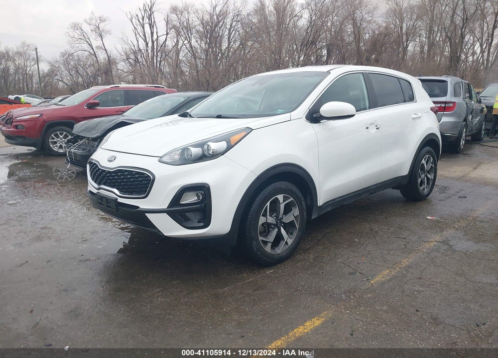 2020 KIA SPORTAGE LX VIN: KNDPMCAC4L7636882