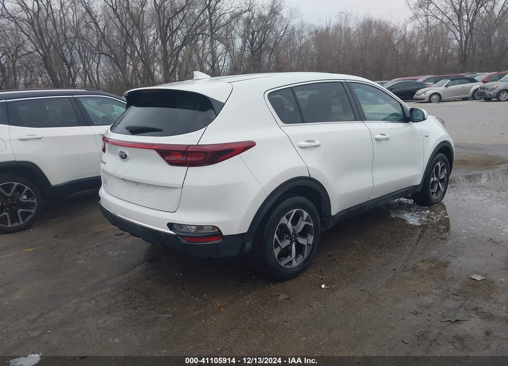 2020 KIA SPORTAGE LX VIN: KNDPMCAC4L7636882