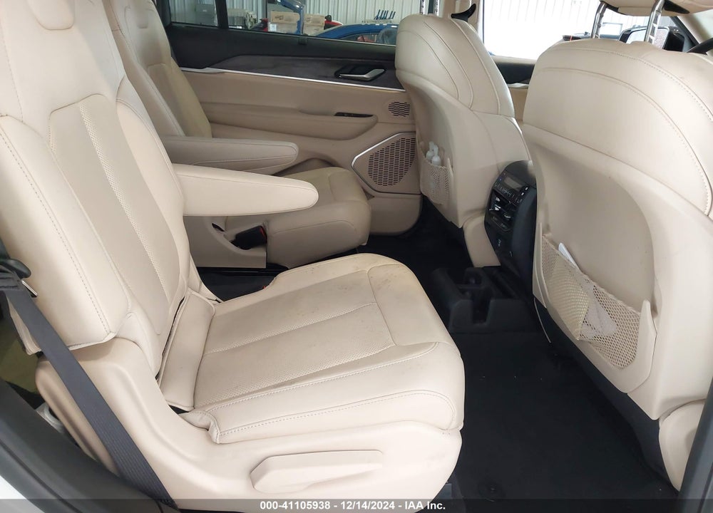 2022 JEEP GRAND CHEROKEE L LIMITED 4X2 VIN: 1C4RJJBG0N8619033