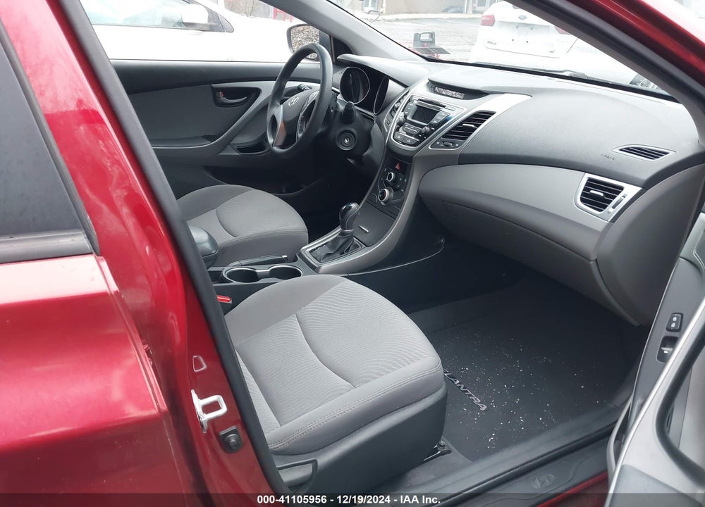 2016 HYUNDAI ELANTRA SE VIN: 5NPDH4AEXGH721046