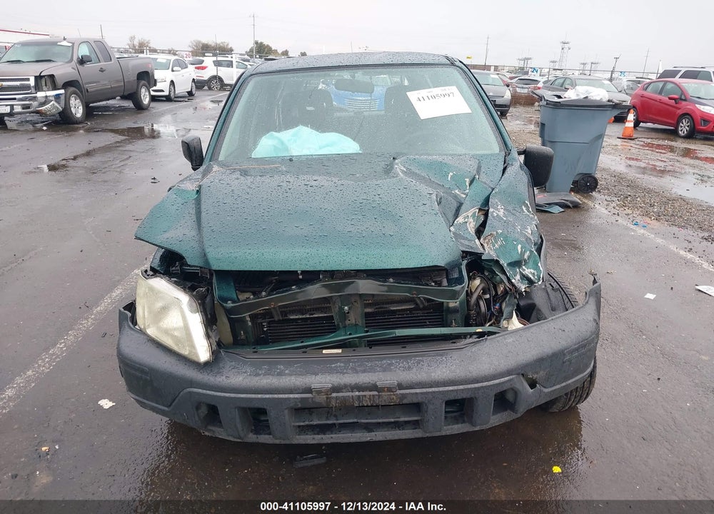 2000 HONDA CR-V LX VIN: JHLRD1744YC019450