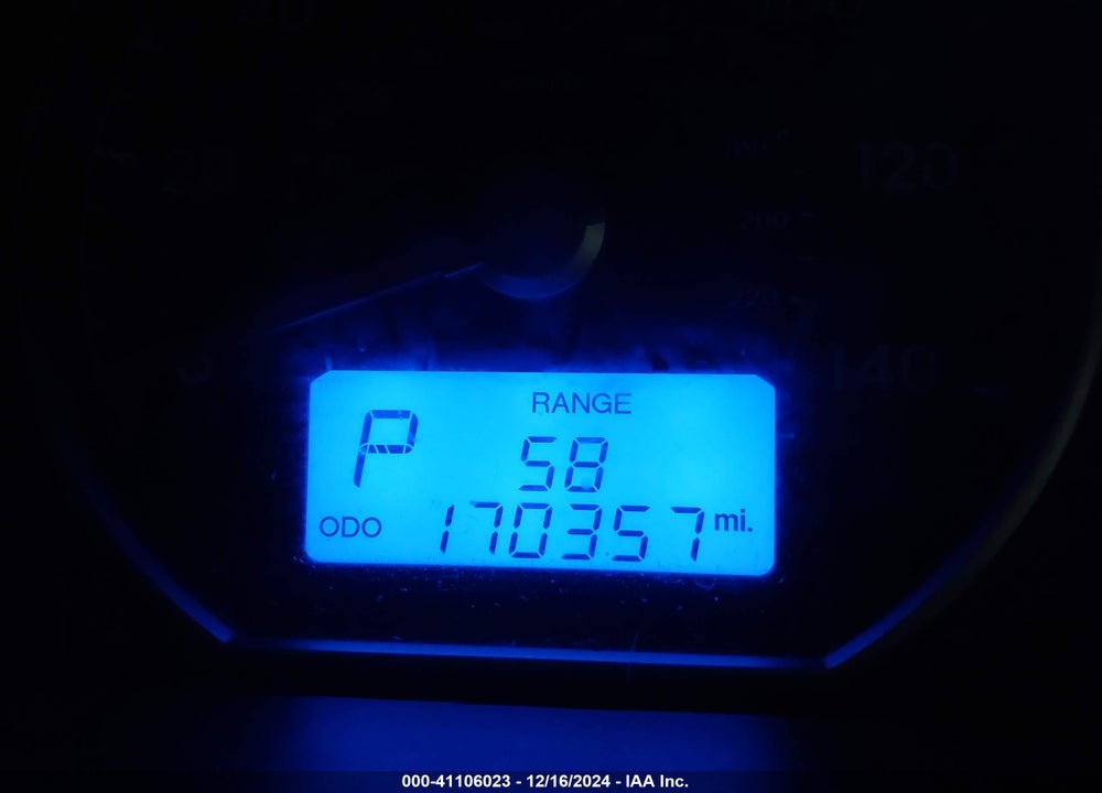 2011 HYUNDAI SANTA FE GLS VIN: 5XYZGDAB3BG020315