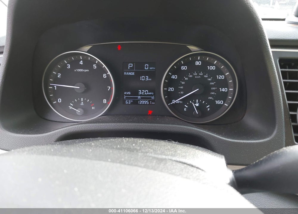 2018 HYUNDAI ELANTRA SE VIN: KMHD74LF1JU611584