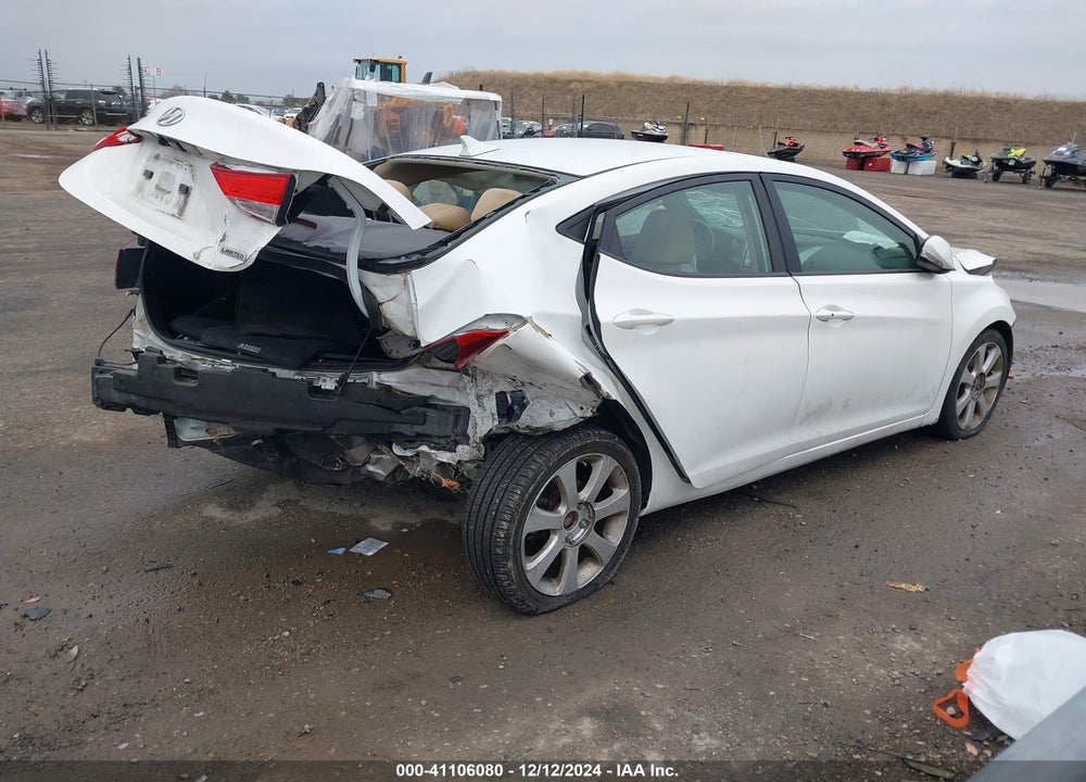 2013 HYUNDAI ELANTRA VIN: 5NPDH4AE8DH252714