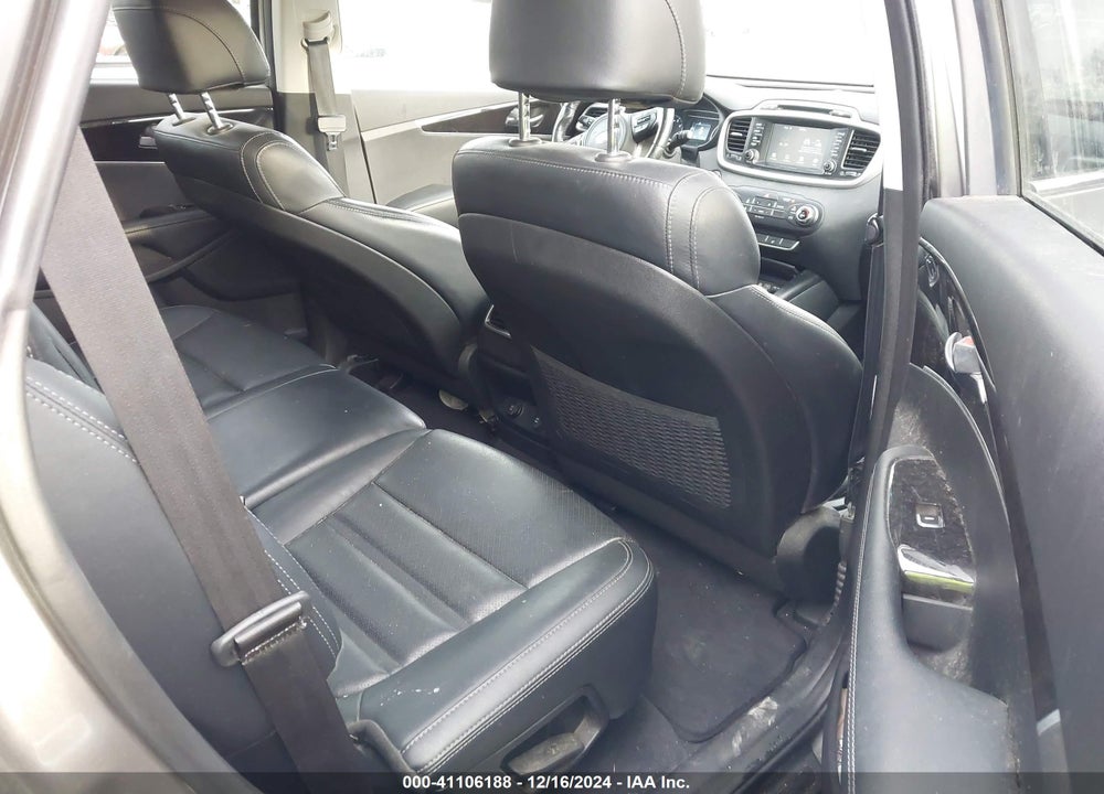 2017 KIA SORENTO 2.4L LX VIN: 5XYPG4A30HG266909