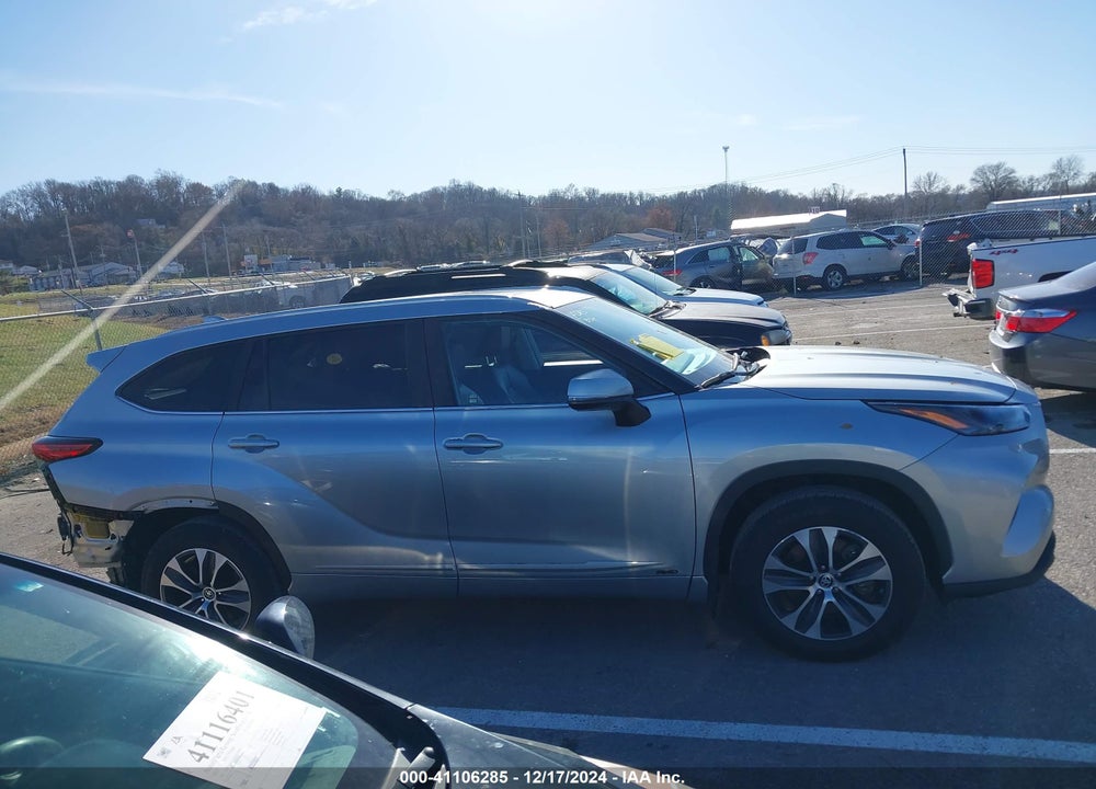 2023 TOYOTA HIGHLANDER HYBRID XLE VIN: 5TDKBRCH6PS601042