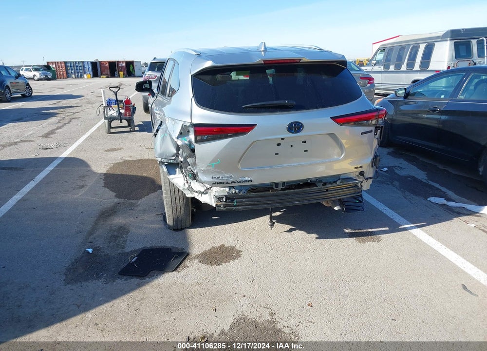 2023 TOYOTA HIGHLANDER HYBRID XLE VIN: 5TDKBRCH6PS601042
