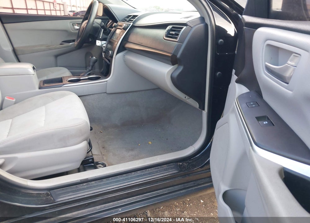2015 TOYOTA CAMRY LE VIN: 4T1BF1FK8FU986557