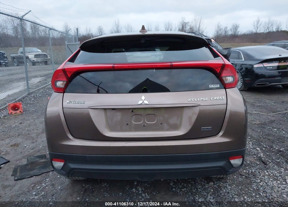 2019 MITSUBISHI ECLIPSE CROSS LE VIN: JA4AT4AA8KZ002369