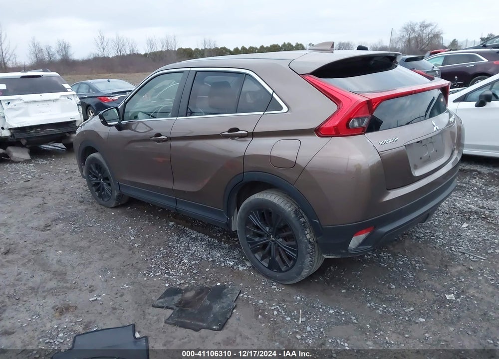 2019 MITSUBISHI ECLIPSE CROSS LE VIN: JA4AT4AA8KZ002369