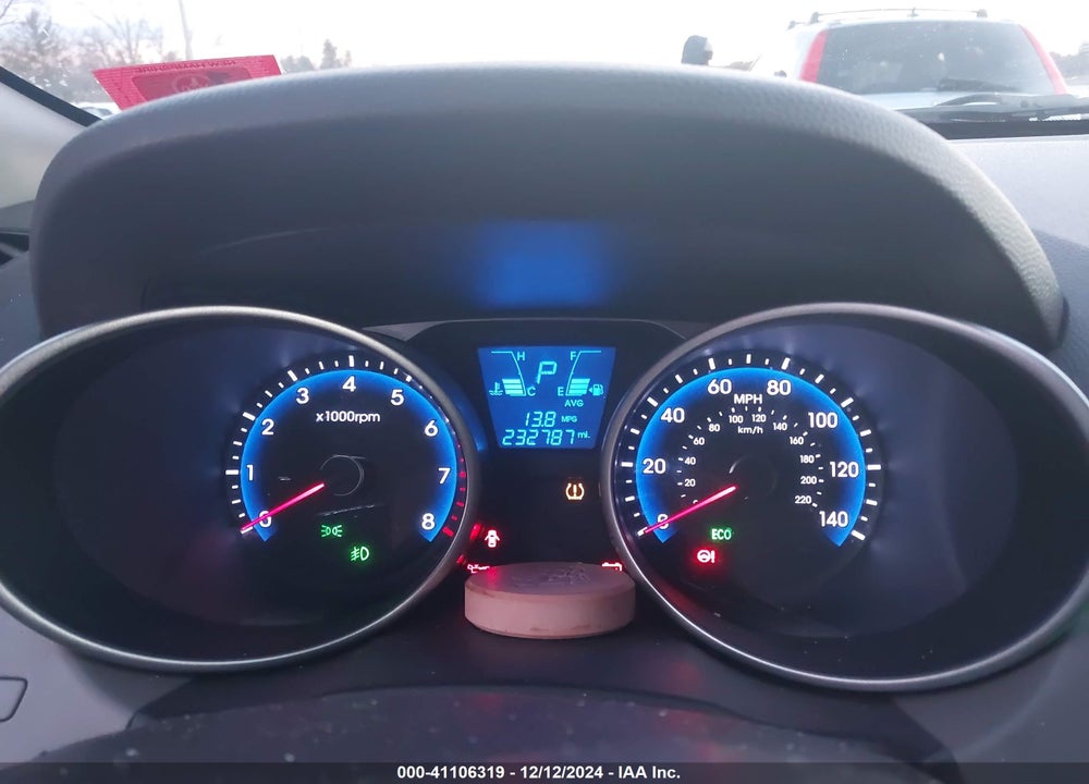 2014 HYUNDAI TUCSON SE VIN: KM8JUCAG8EU941018
