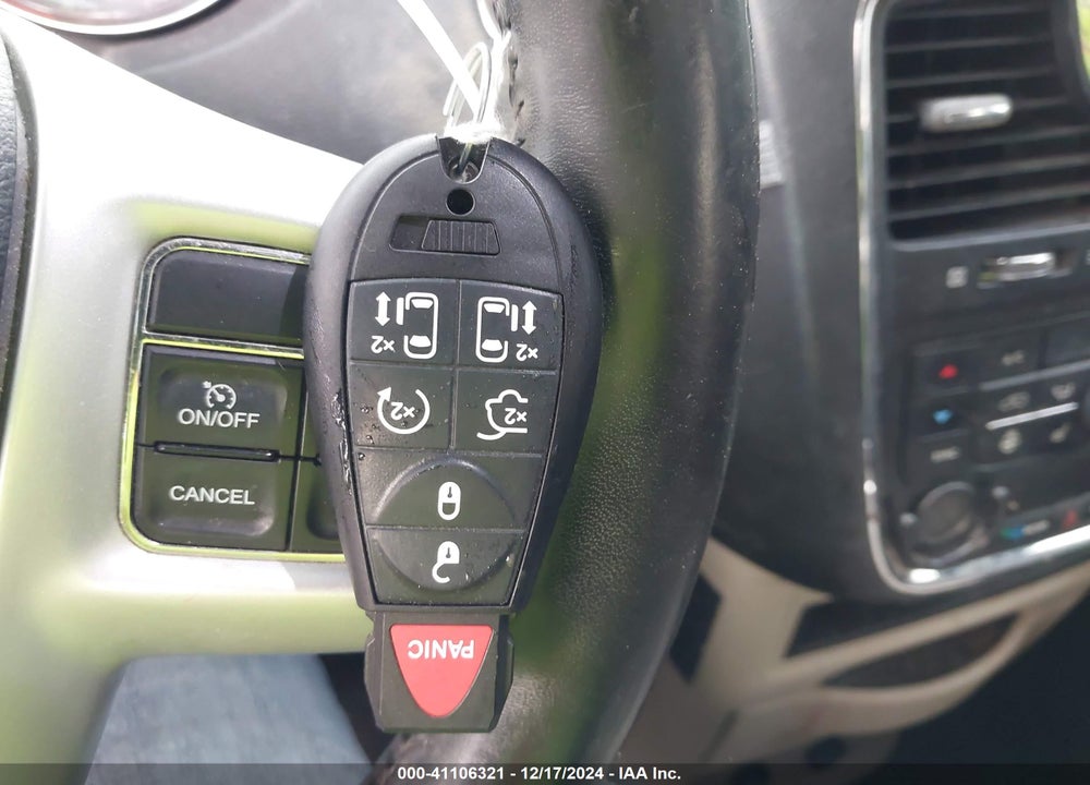 2015 CHRYSLER TOWN & COUNTRY TOURING-L VIN: 2C4RC1CG2FR618710
